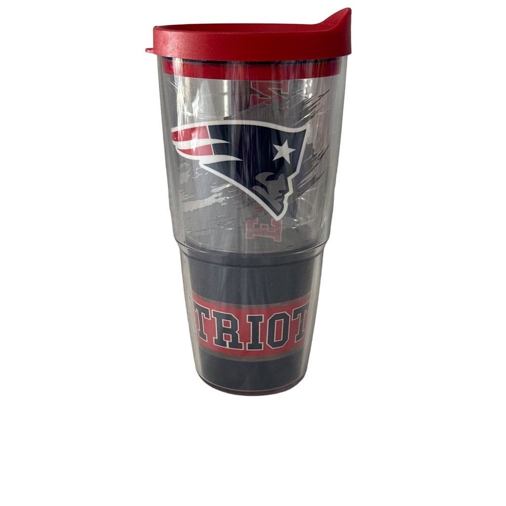 Tervis 24 ounce Patriots plastic travel cup hot / cold made in USA NFL football